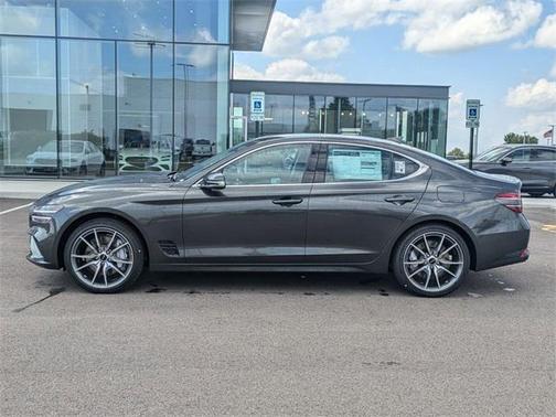 2025 Genesis G70 2.5T AWD