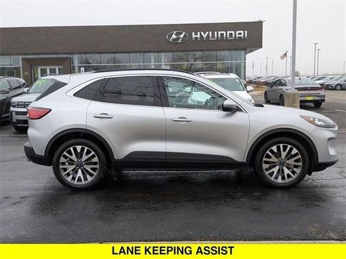 2020 Ford Escape Titanium