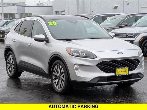 2020 Ford Escape Titanium