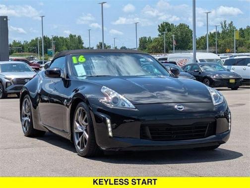 2016 Nissan 370Z Touring Sport