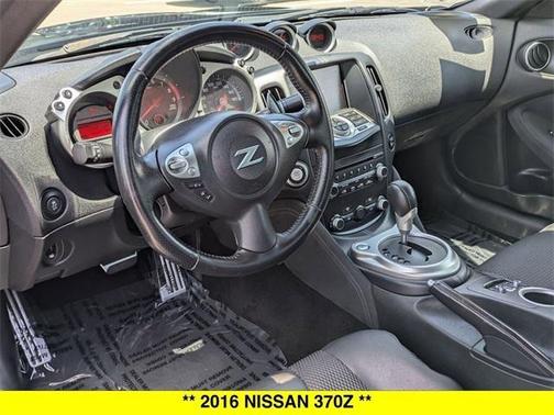 2016 Nissan 370Z Touring Sport