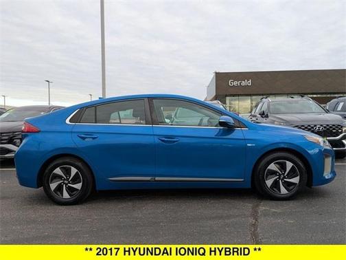 2017 Hyundai IONIQ Hybrid SEL