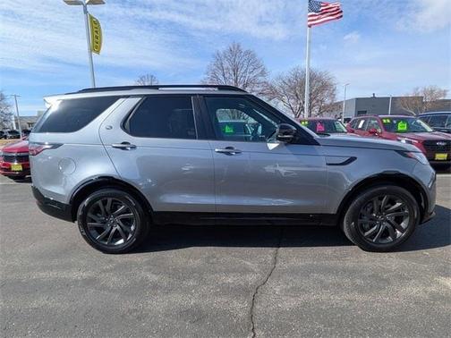 2021 Land Rover Discovery P300 S R-Dynamic