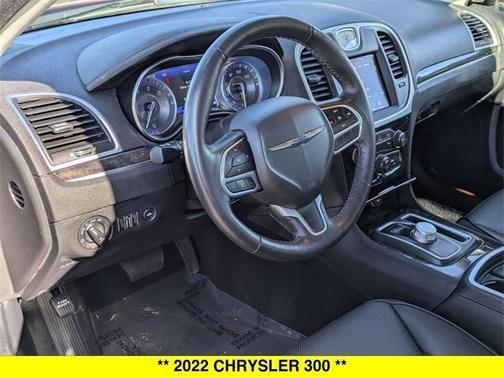 2022 Chrysler 300 Touring