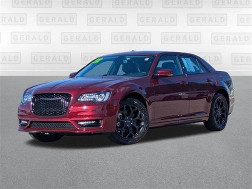 2022 Chrysler 300 Touring