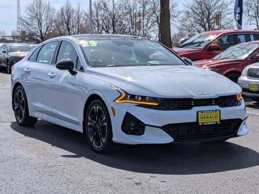 2023 Kia K5 GT-Line