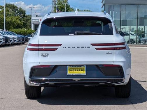 2026 Genesis GV70 2.5T Advanced