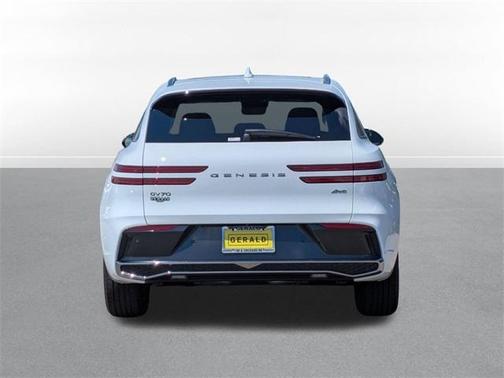2026 Genesis GV70 2.5T Advanced