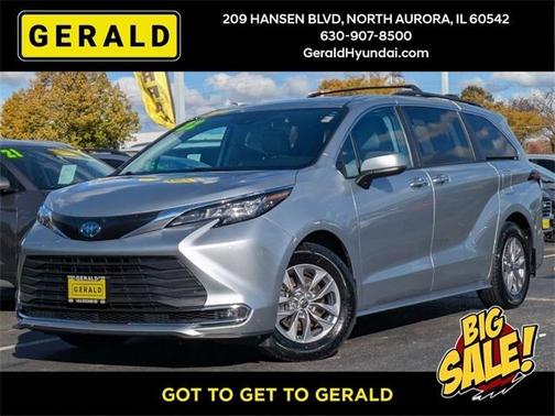 2022 Toyota Sienna XLE