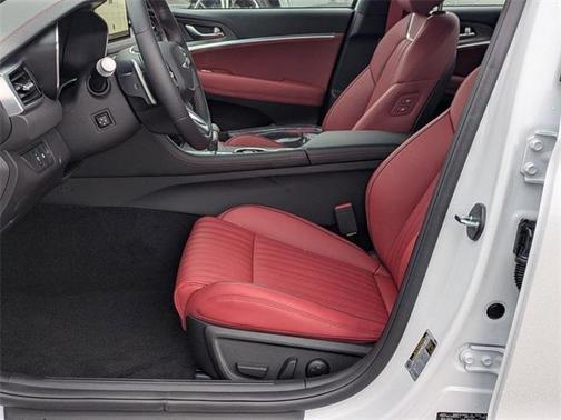 2025 Genesis G70 2.5T AWD