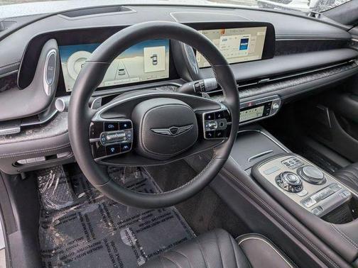 Uyuni White 2025 Genesis G90 3.5T e-SC AWD