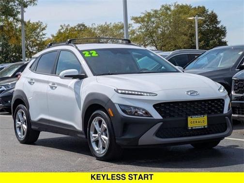 2022 Hyundai KONA SEL