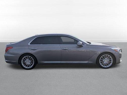2018 Genesis G90 Premium
