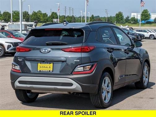 2022 Hyundai KONA SEL