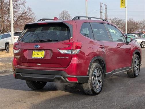 2022 Subaru Forester Premium