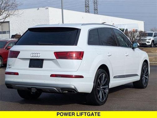 2019 Audi Q7 55 Premium Plus