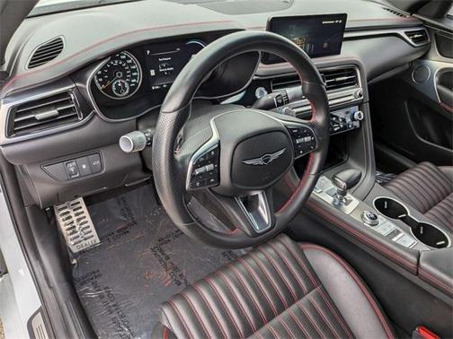 2024 Genesis G70 2.5T AWD