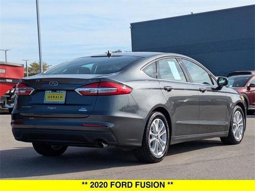 2020 Ford Fusion SE