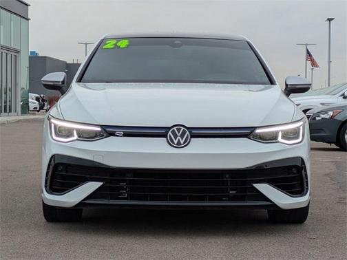 2024 Volkswagen Golf R 2.0T Manual