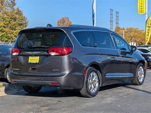 2018 Chrysler Pacifica Limited