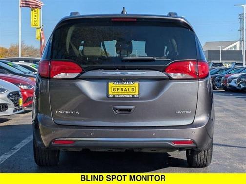 2018 Chrysler Pacifica Limited