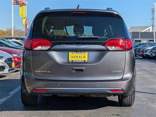 2018 Chrysler Pacifica Limited