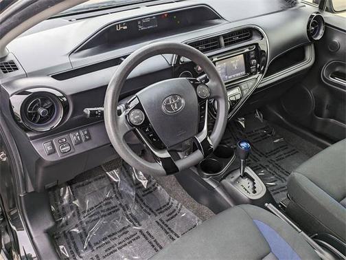 2018 Toyota Prius c Four