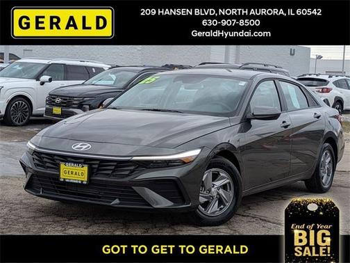 2025 Hyundai ELANTRA SE