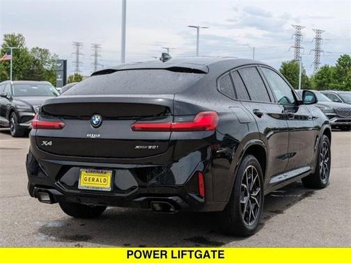 2024 BMW X4 xDrive30i