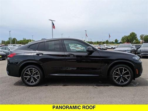 2024 BMW X4 xDrive30i