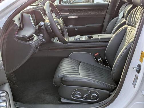 Uyuni White 2026 Genesis G90 3.5T E-SC MHEV AWD