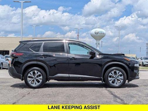 Super Black 2022 Nissan Rogue SV