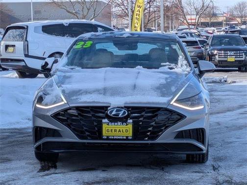 2023 Hyundai SONATA SEL
