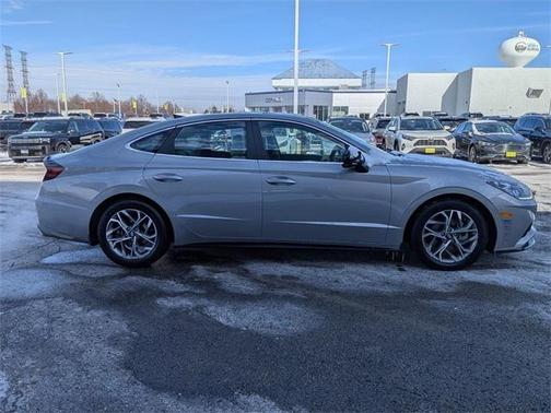 2023 Hyundai SONATA SEL