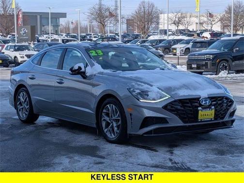 2023 Hyundai SONATA SEL