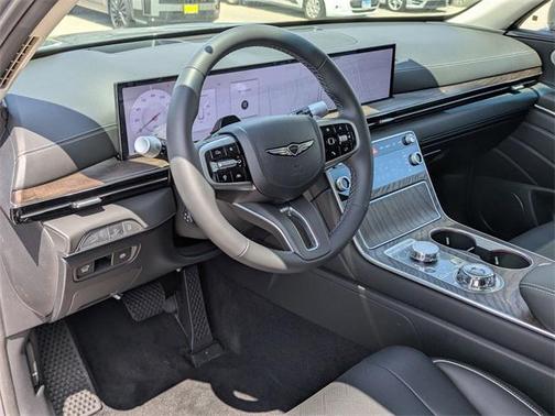 2025 Genesis GV80 2.5T