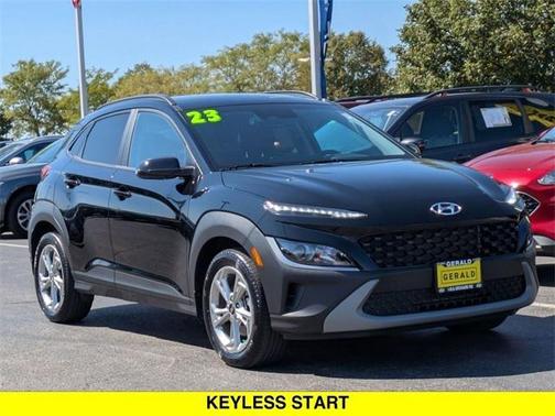 2023 Hyundai KONA SEL