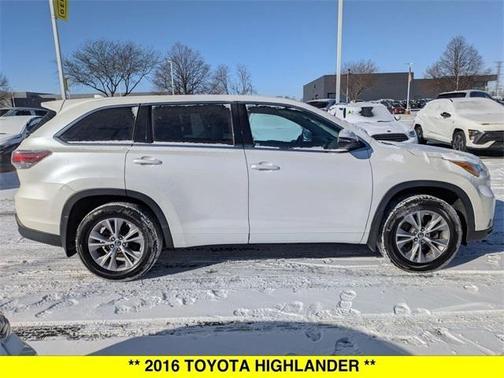 2016 Toyota Highlander LE Plus