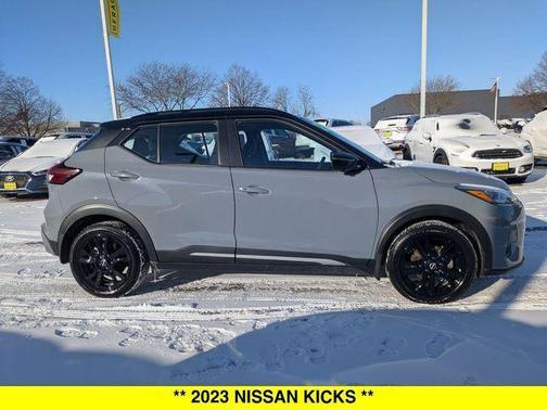 2023 Nissan Kicks SR