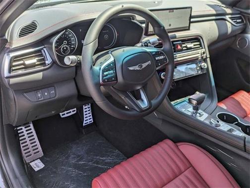 2025 Genesis G70 2.5T AWD