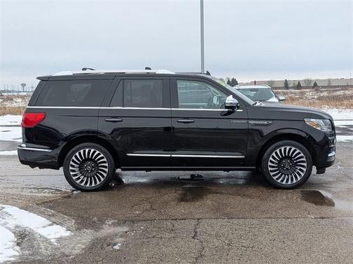 2021 Lincoln Navigator Black Label