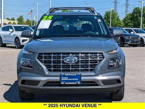 2025 Hyundai VENUE SEL