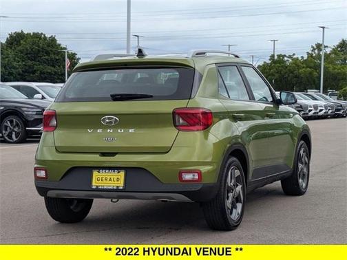 2022 Hyundai VENUE SEL