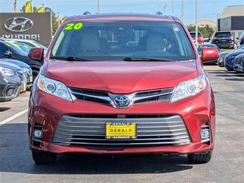 2020 Toyota Sienna XLE Premium