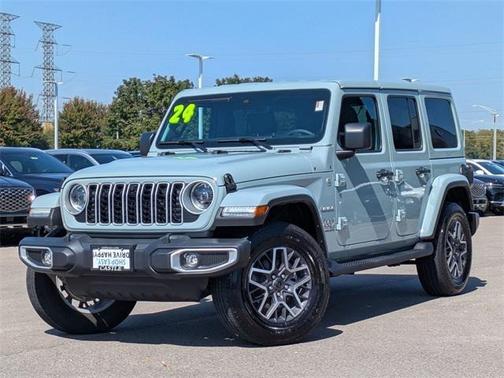 2024 Jeep Wrangler 4-Door Sahara 4x4