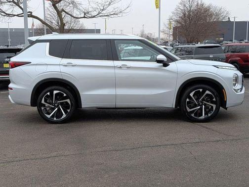2022 Mitsubishi Outlander SEL 2.5 S-AWC