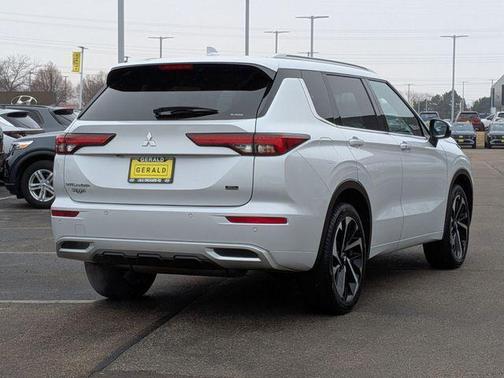 2022 Mitsubishi Outlander SEL 2.5 S-AWC