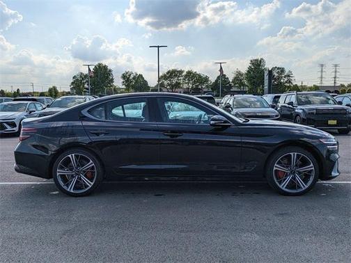 2025 Genesis G70 2.5T AWD