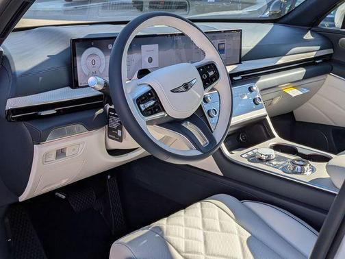 Uyuni White 2026 Genesis GV80 3.5T