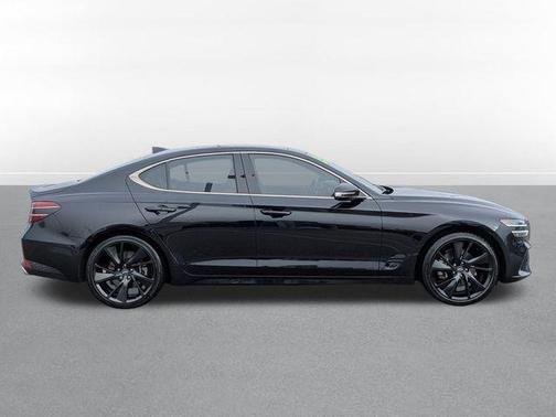 2023 Genesis G70 2.0T AWD